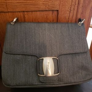 Hand bag